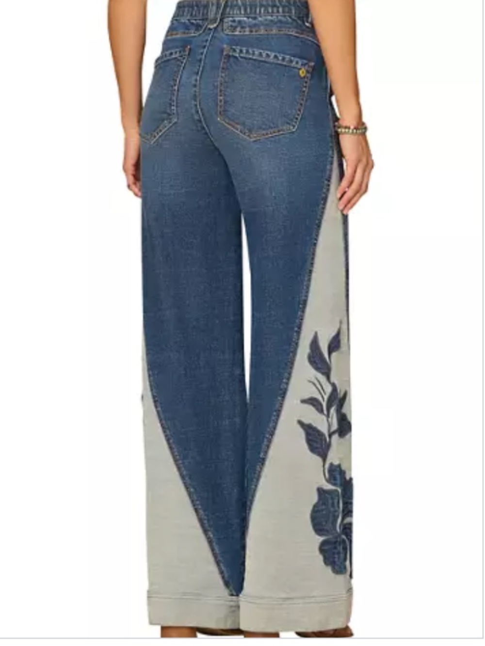 Democracy Women's Skyrise Appliqué Flare Jeans New with Tags size 12 - Picture 8 of 10